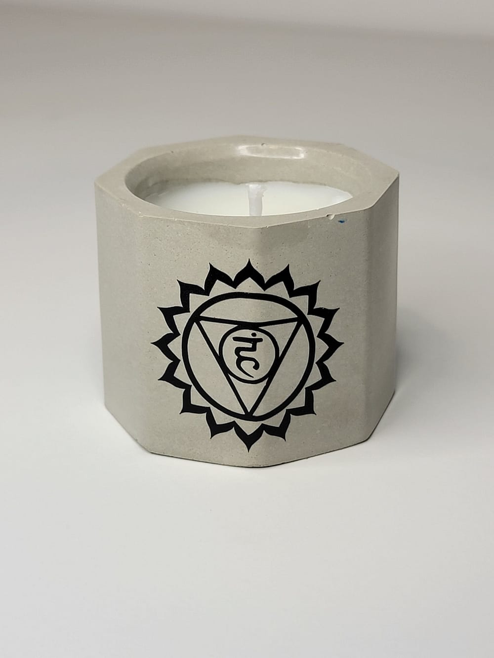 MOMO Bigfoot Cement Candle - Bowties & Bourbon - Smell Pretty Candles